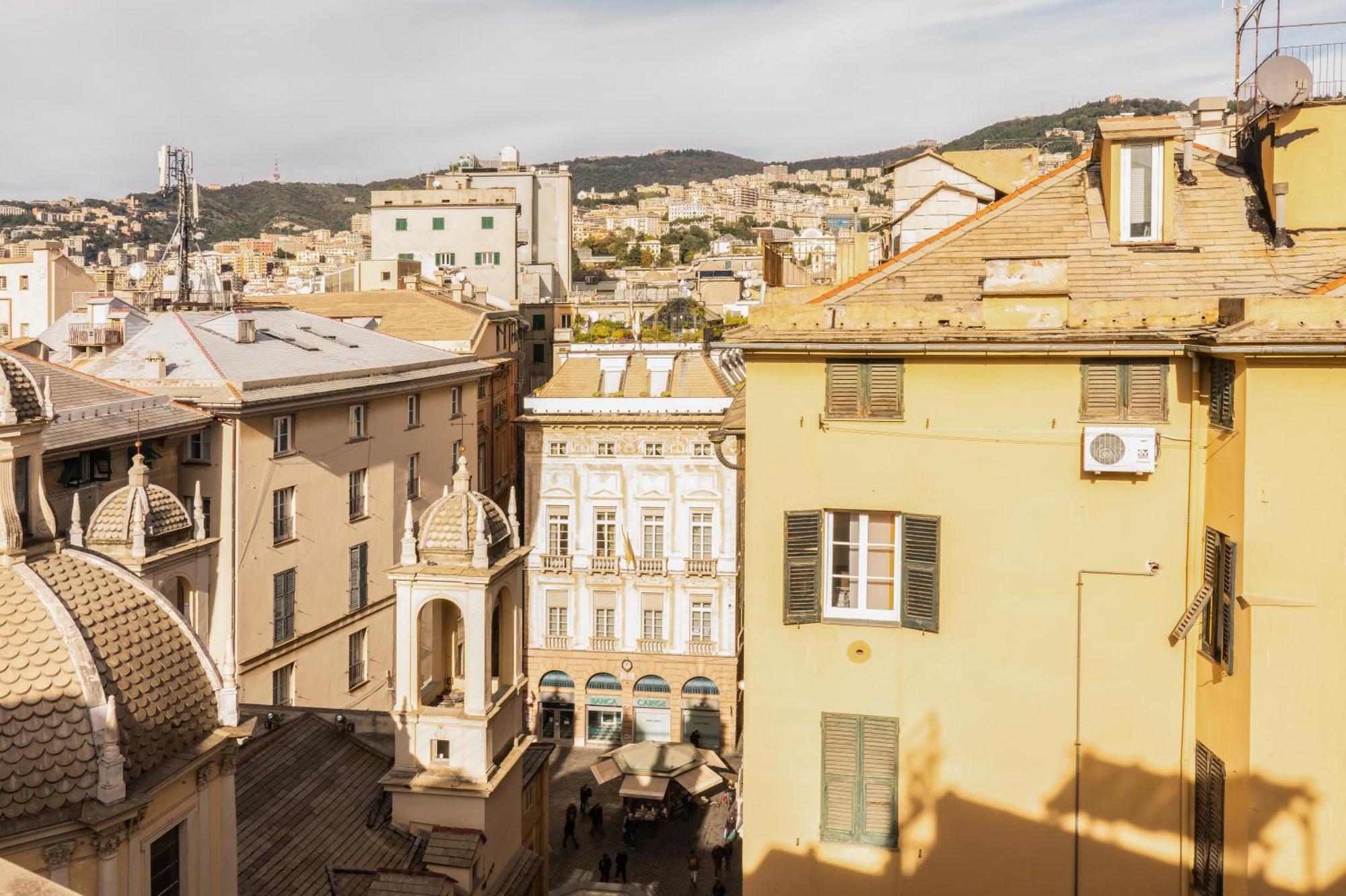 Cinque Lampadi Rooftop Genova Esterno foto