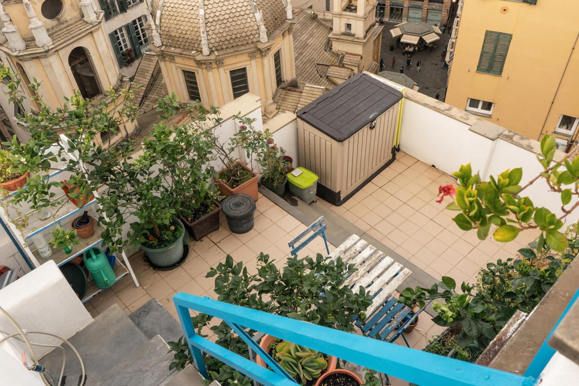 Cinque Lampadi Rooftop Genova Esterno foto